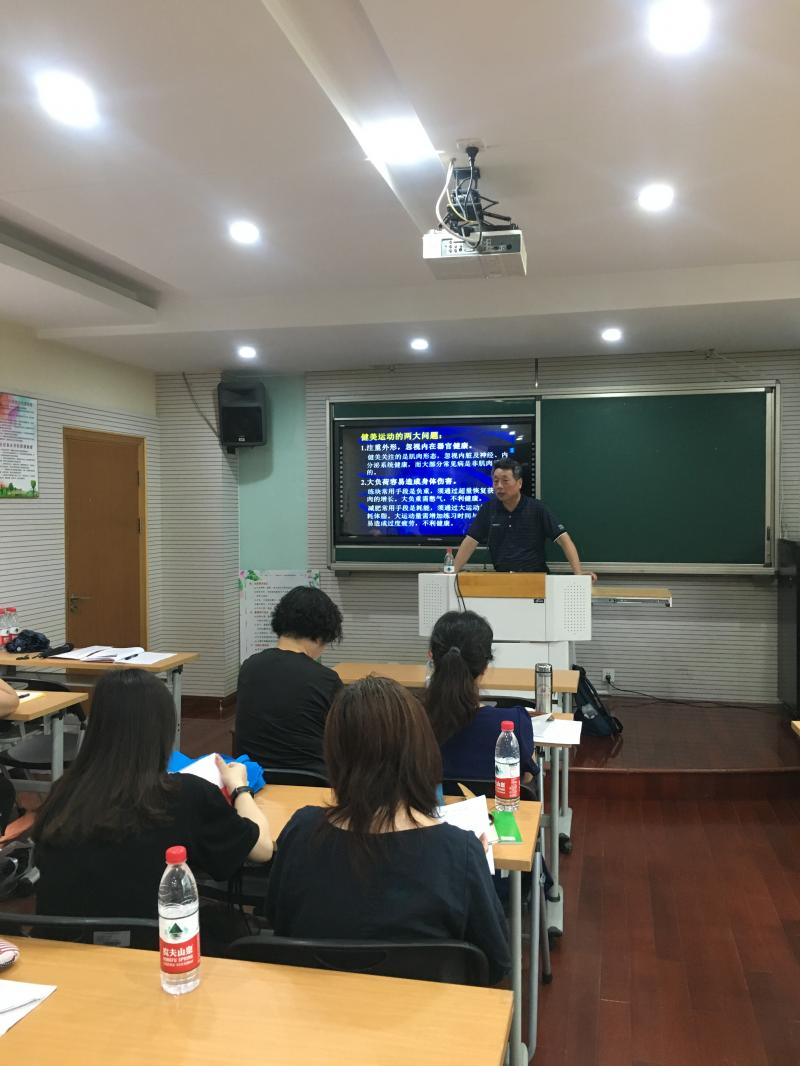 上海市社區(qū)<a href=http://m.taijiali.cn target=_blank class=infotextkey>健身</a>俱樂部