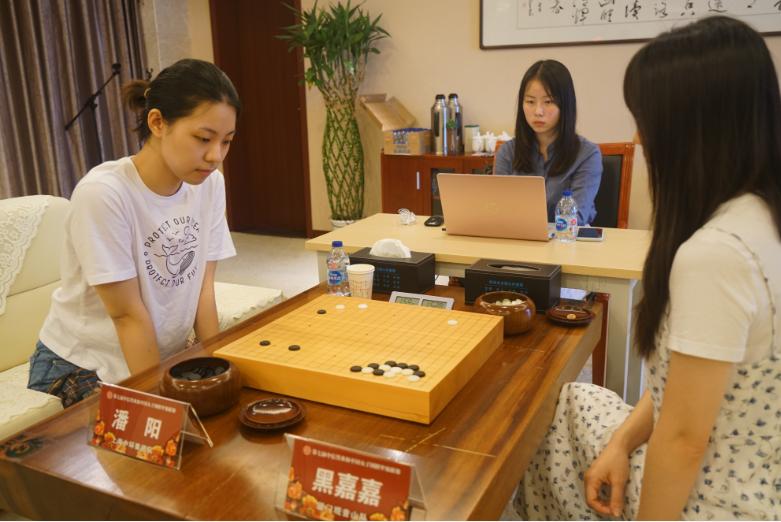 上海市社區(qū)<a href=http://m.taijiali.cn target=_blank class=infotextkey>健身</a>俱樂(lè)部