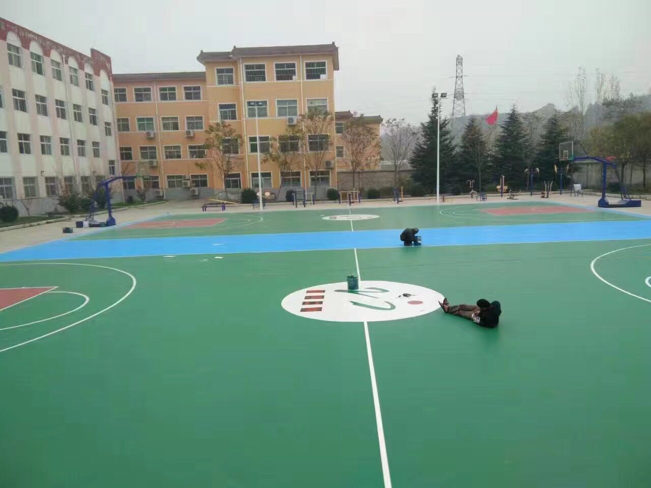 河南三門峽<a href=http://m.taijiali.cn target=_blank class=infotextkey>硅PU</a>球場