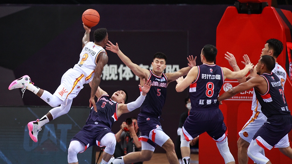 【CBA】兩分險勝山西，廣州隊獲首勝
