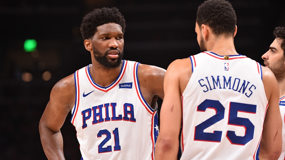 【NBA】差距！在西蒙斯鬧劇同時(shí)，他卻帶傷作戰(zhàn)
