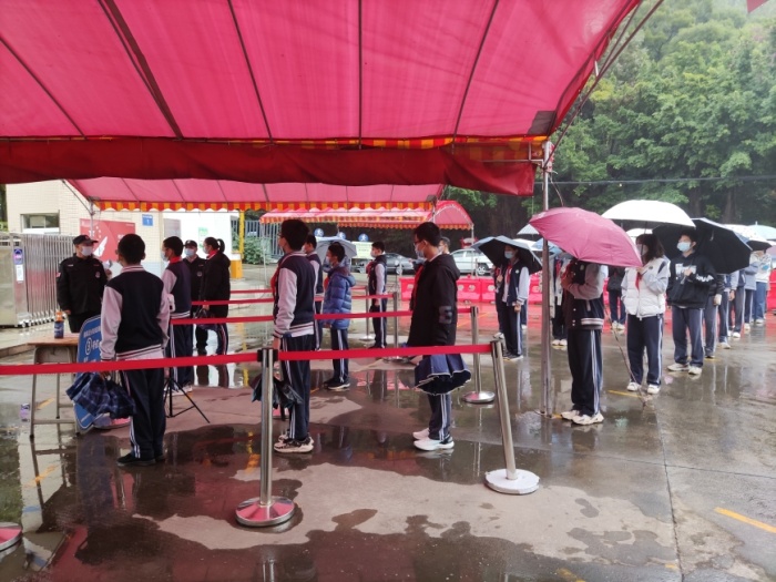 應急演練警鐘鳴，平安校園共守護