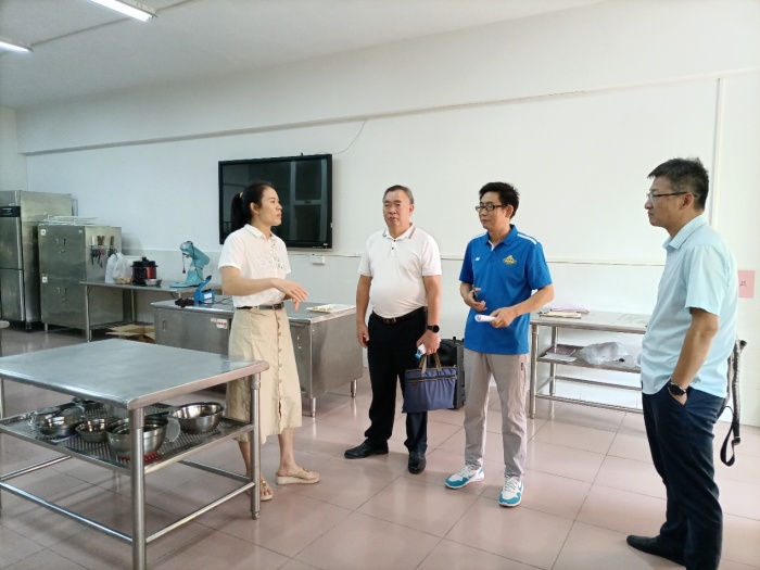 中山市教育教學研究室深入建斌職校開展高水平中職項目調(diào)研
