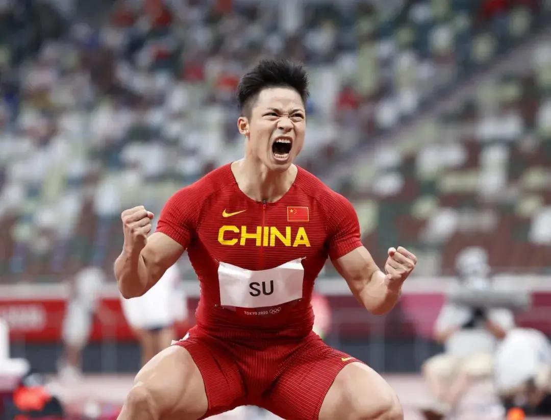 “黑科技”跑道，讓運(yùn)動(dòng)員“飛了起來(lái)”！-奧運(yùn)田徑跑道是如何造出來(lái)的？