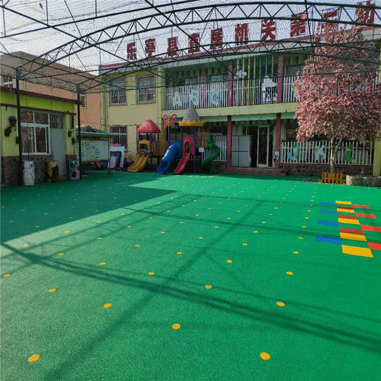 義發(fā) 操場<a href=http://m.taijiali.cn target=_blank class=infotextkey>塑膠跑道</a> <a href=http://m.taijiali.cn target=_blank class=infotextkey>塑膠跑道</a>鋪設(shè) <a href=http://m.taijiali.cn target=_blank class=infotextkey>塑膠跑道</a>
