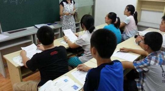 又有7名教師被嚴(yán)肅處理！高壓線高掛，為什么還有人去踩呢？