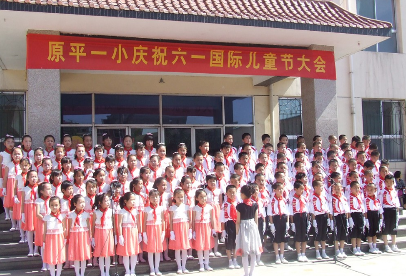 山西教育部回應(yīng)，女小學(xué)老師對學(xué)生做“背調(diào)”，并將學(xué)生分類