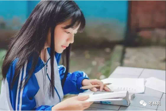 背誦那么多課文有啥用？智慧就是記憶力，好處妙不可言