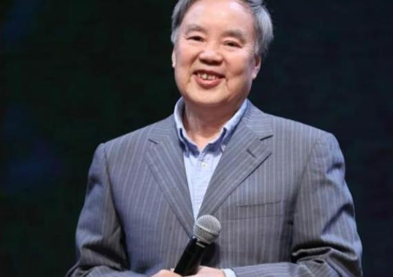 教育部通知，“大語文”時(shí)代正式來臨，英語不再稱霸天下