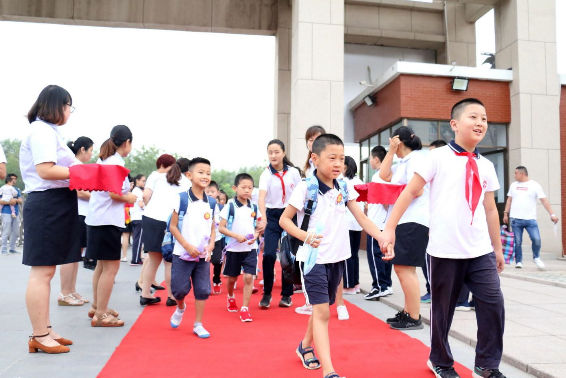 小學的“入學年齡”有變化？教育部傳出消息，令家長難以接受