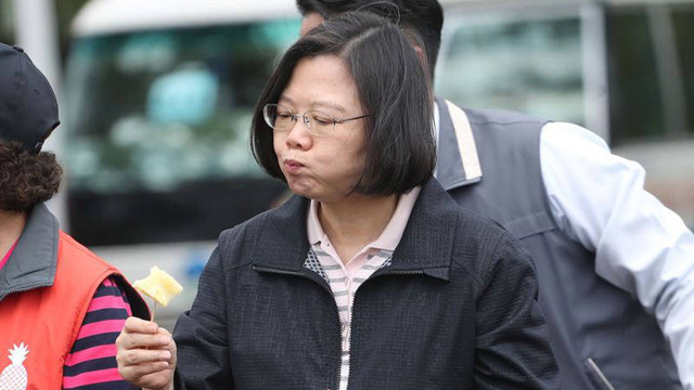 蔡當(dāng)局要登門造訪，立陶宛很激動，想撬開歐洲大門？