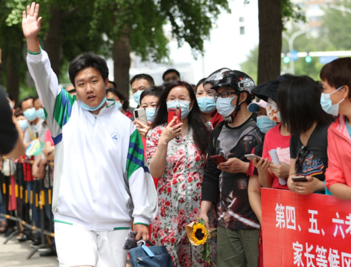 中高考之后，學(xué)生要保存好準(zhǔn)考證，它能帶給學(xué)生一些“隱藏福利”