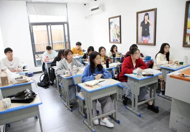 高考不用考英語？嗯！你還可以選考其他5個語種