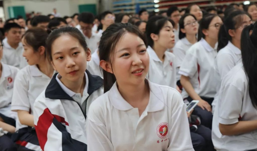 新高考“受歡迎”選科組合，覆蓋面廣且易拿高分，學(xué)生需權(quán)衡利弊