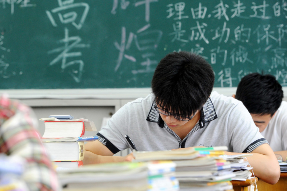 18年前19歲少年偷竊高考試卷，影響630萬考生，他的結(jié)局怎樣？