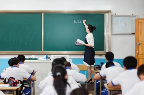 新東方換教材，“雙減”險成虛設(shè)。如何應(yīng)對變相學(xué)科類培訓(xùn)