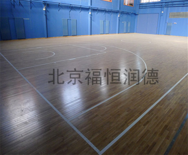 學(xué)?；@球場(chǎng)館木地板