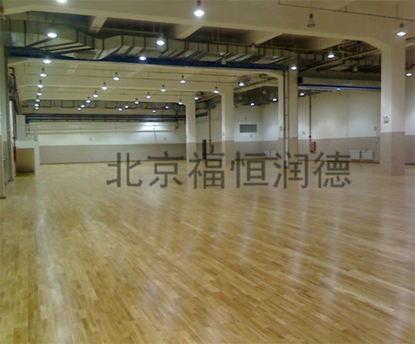學(xué)校羽毛球場(chǎng)館木地板