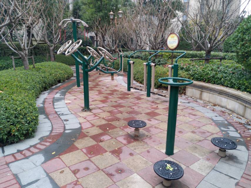 恒大御景灣小區(qū)東南區(qū)市民健身點