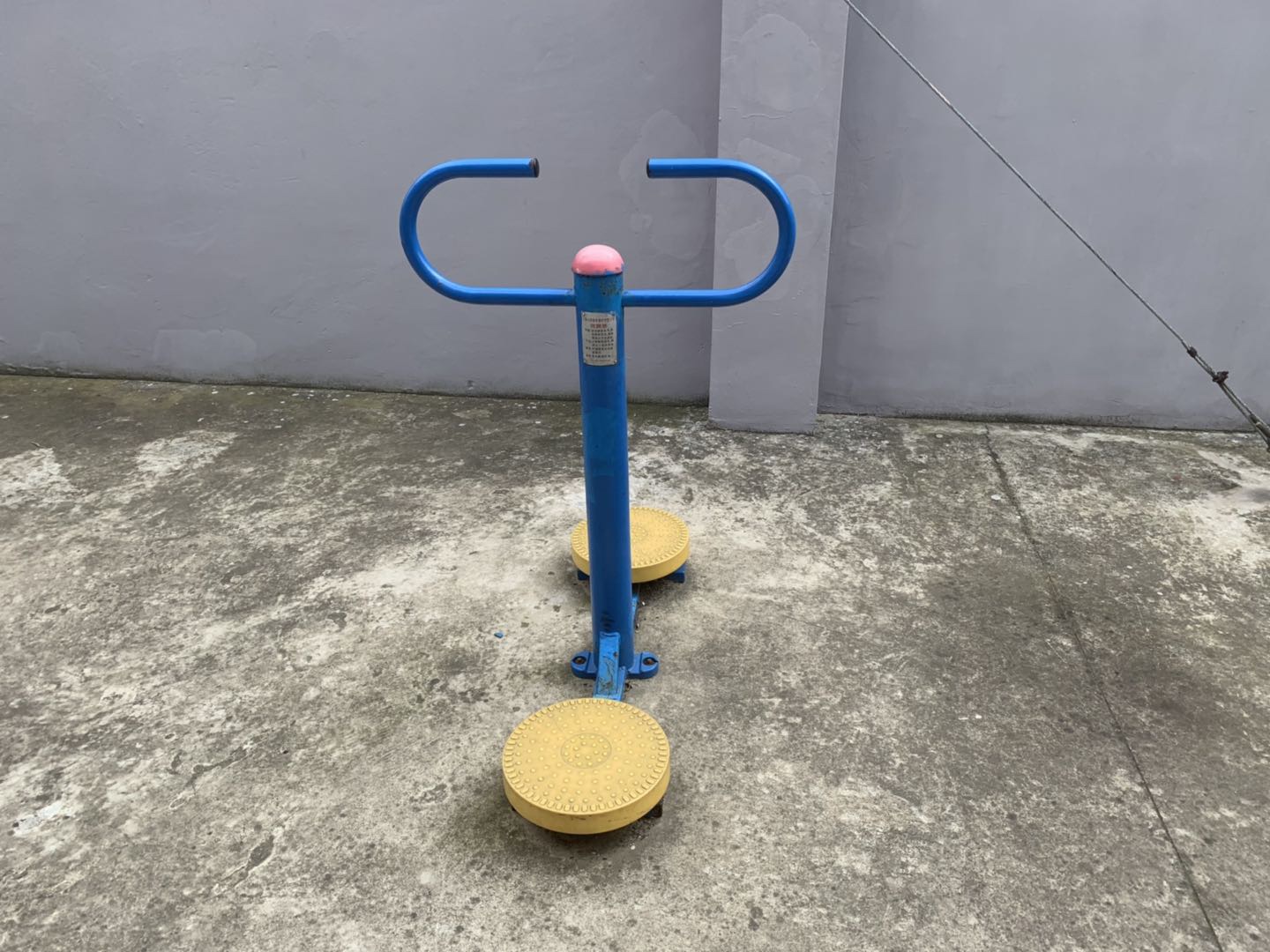 扭腰器