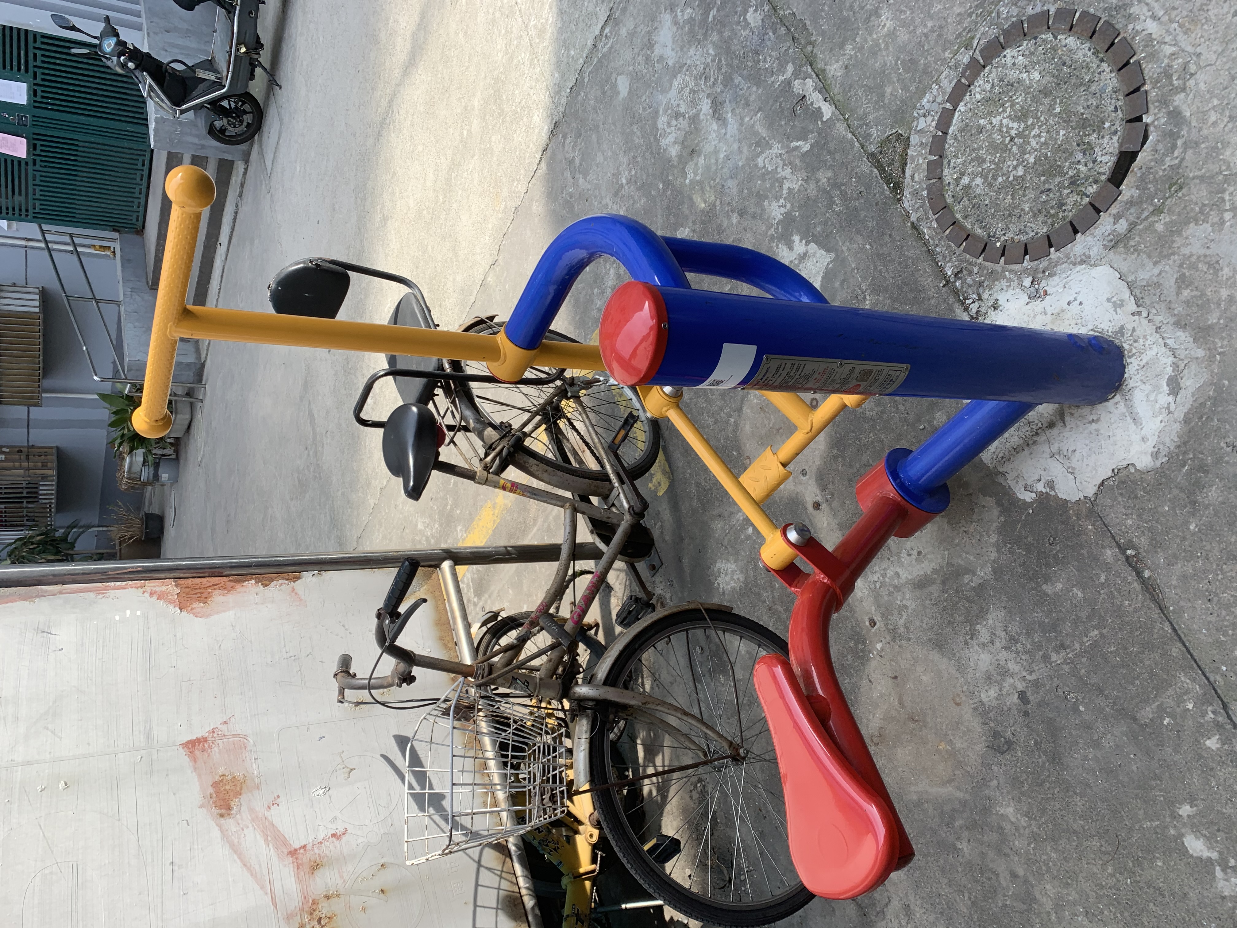 腰力訓(xùn)練器