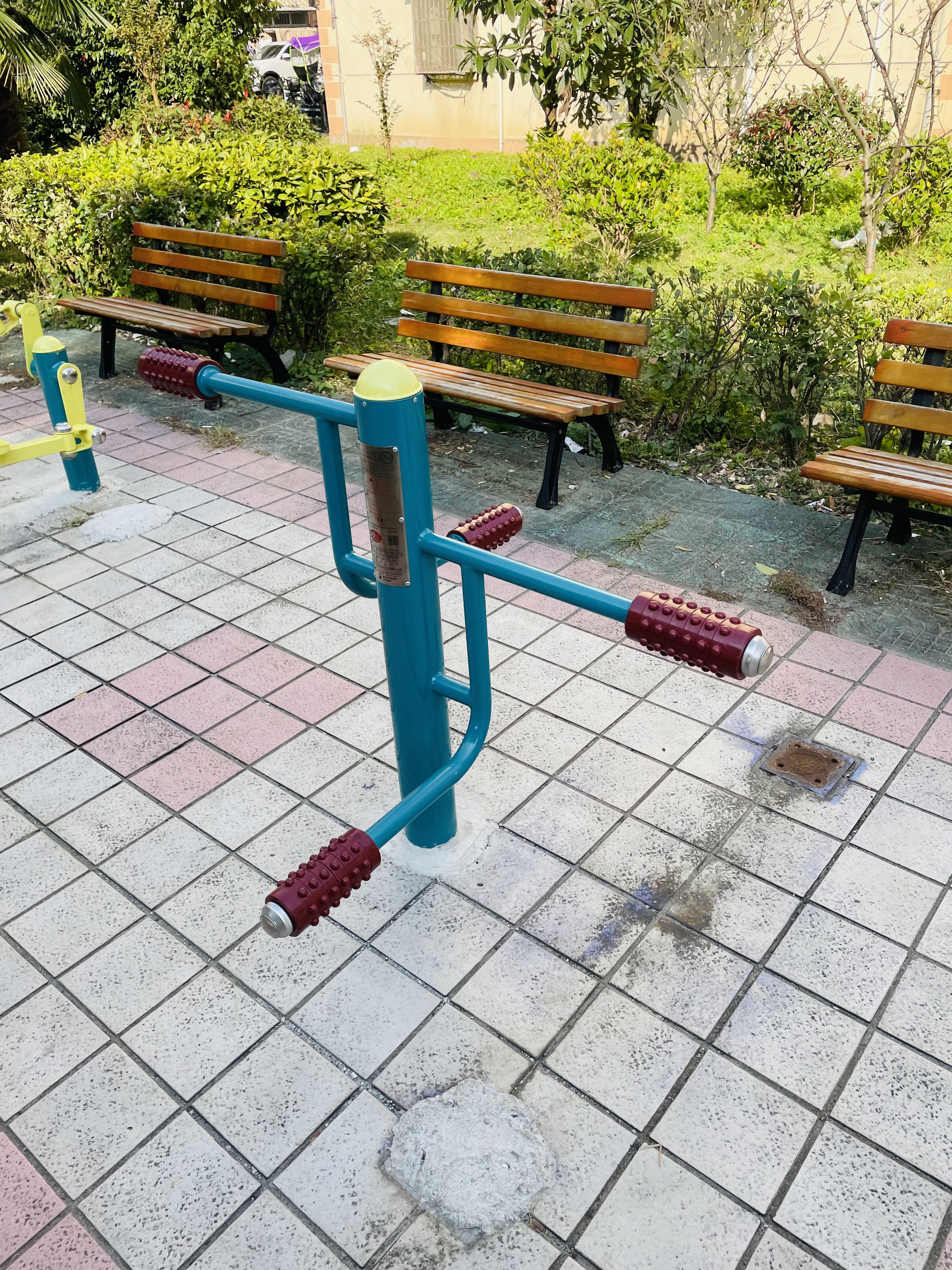 四級(jí)壓腿按摩器