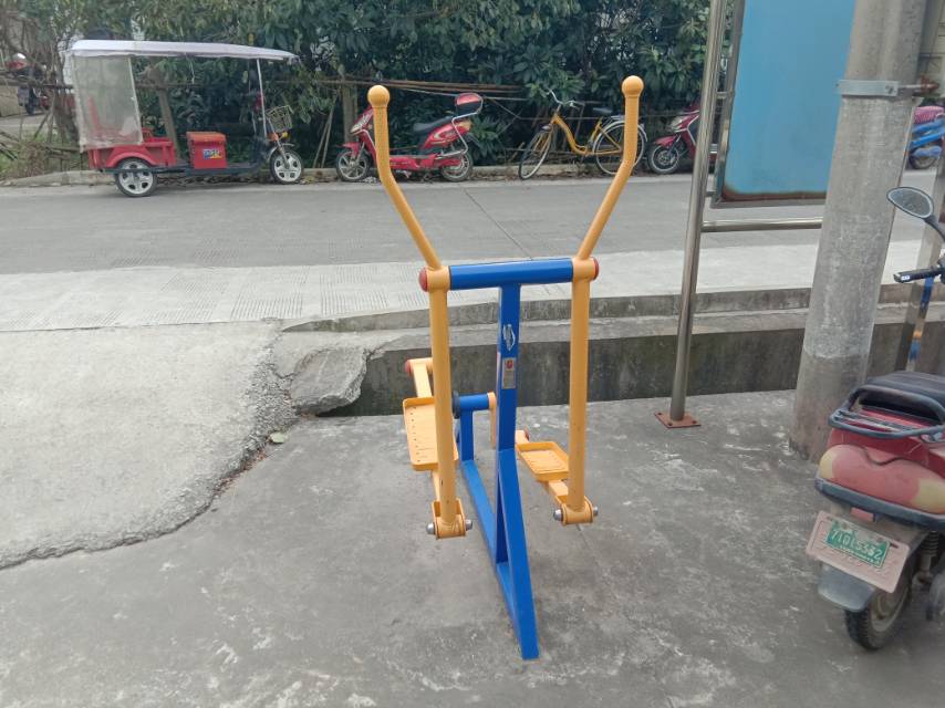 室外橢圓機