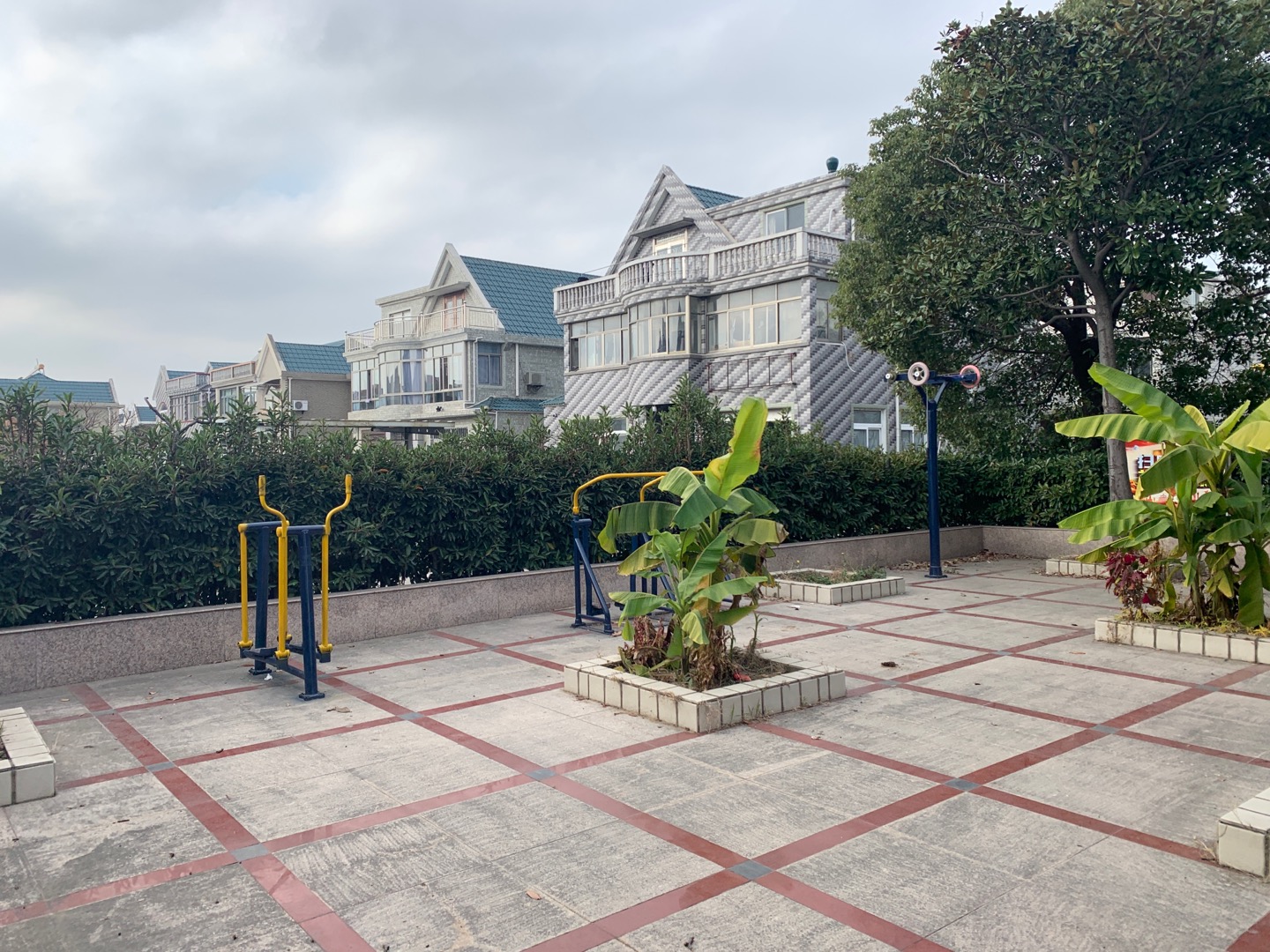 樊家村思義路2100弄市民健身點(diǎn)