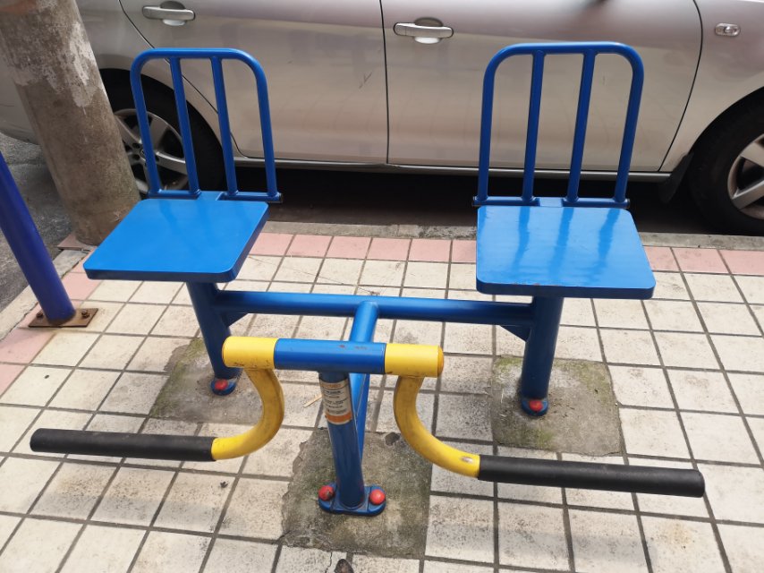 下肢訓練器