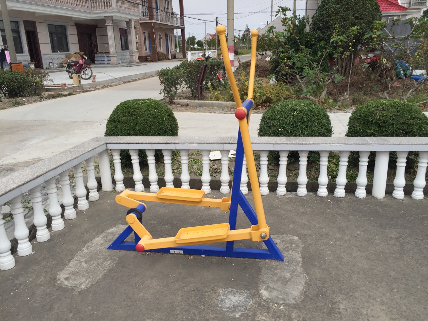 室外橢圓機