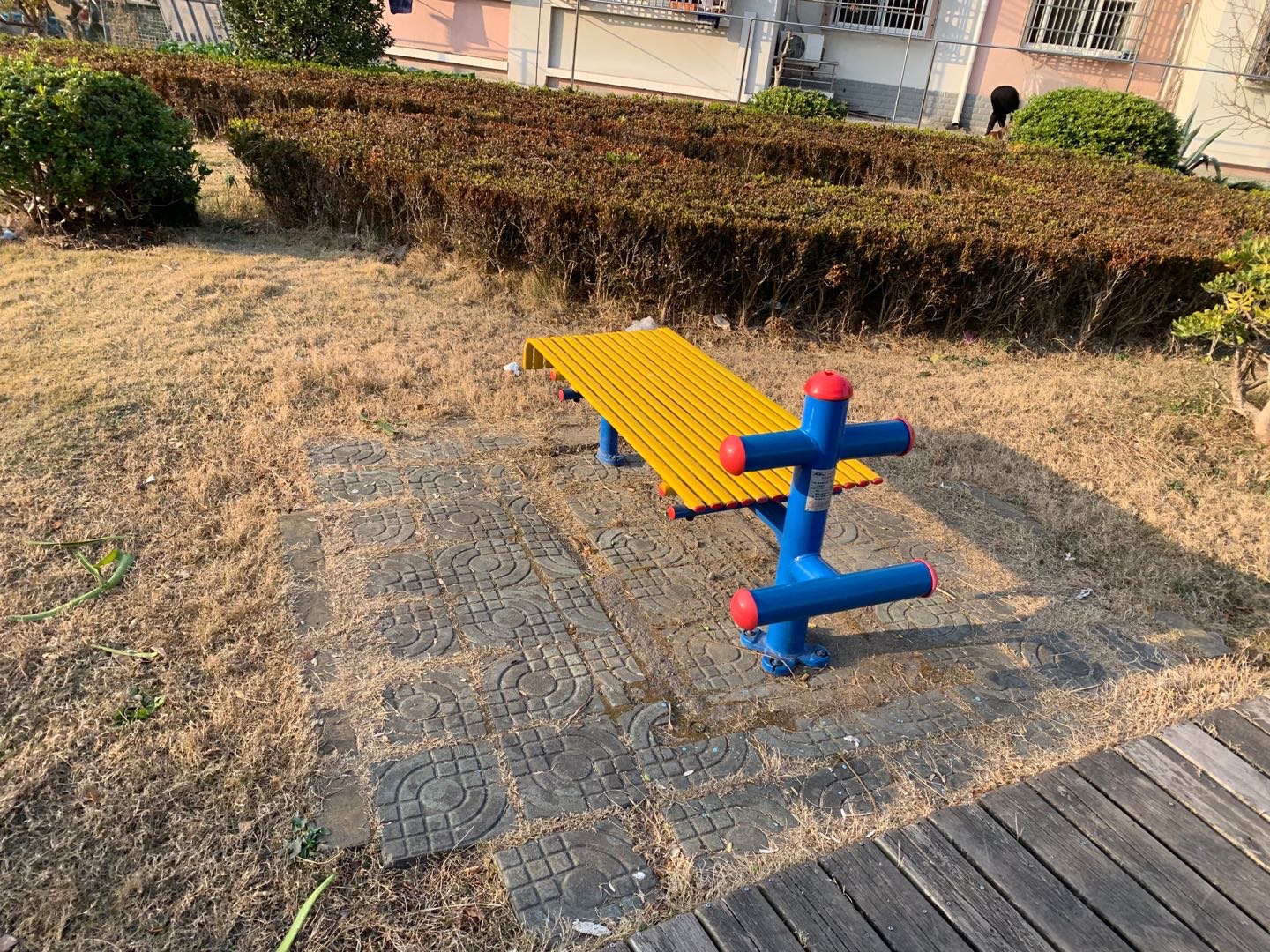 仰臥起坐板