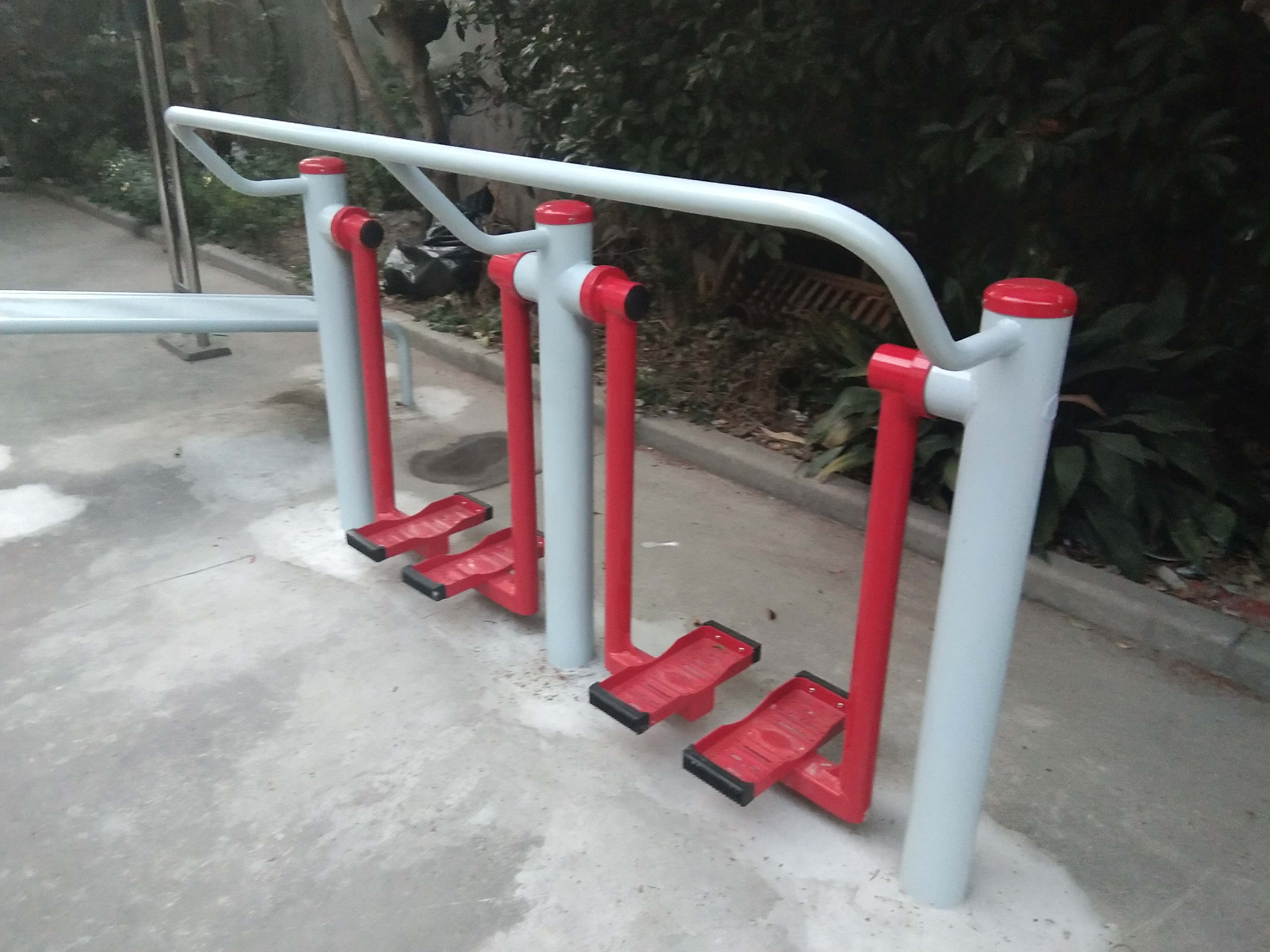 兩聯(lián)漫步機(jī)