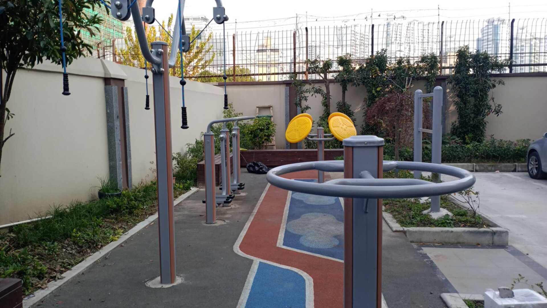 曹楊路236弄健身點