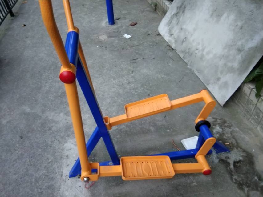 室外橢圓機