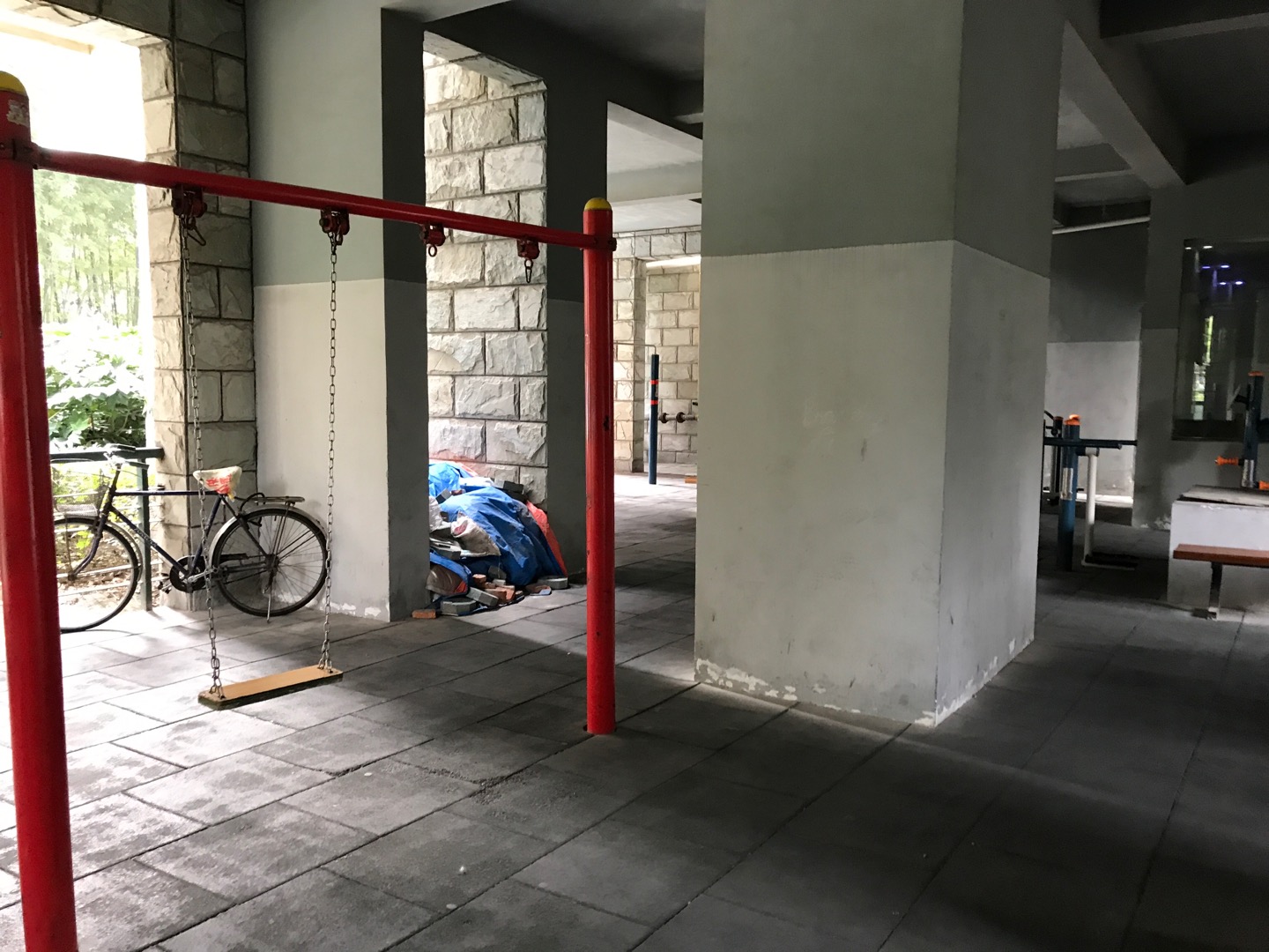 靜安區(qū)曹家渡街道均泰居委健身點(diǎn)（安遠(yuǎn)路777弄）
