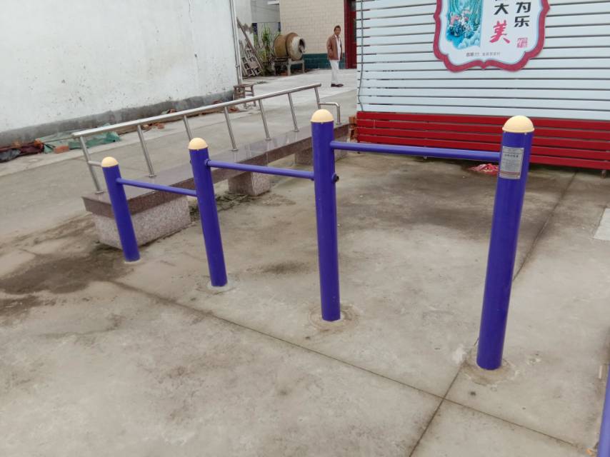 壓腿訓(xùn)練器