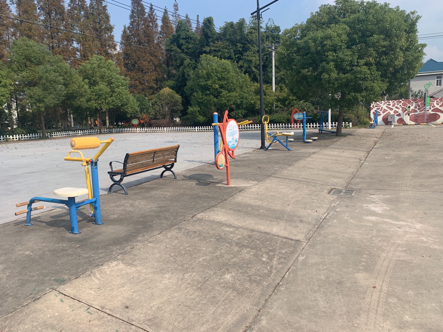 新樂村健身點1