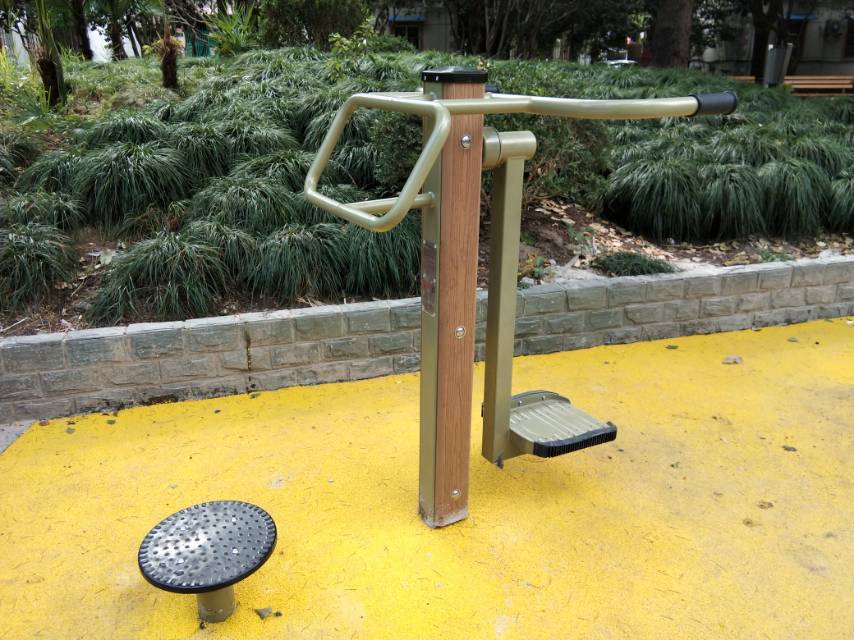 鐘擺扭腰器