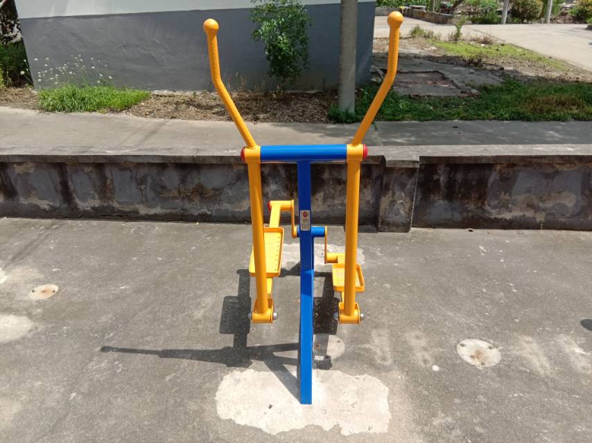 室外橢圓機