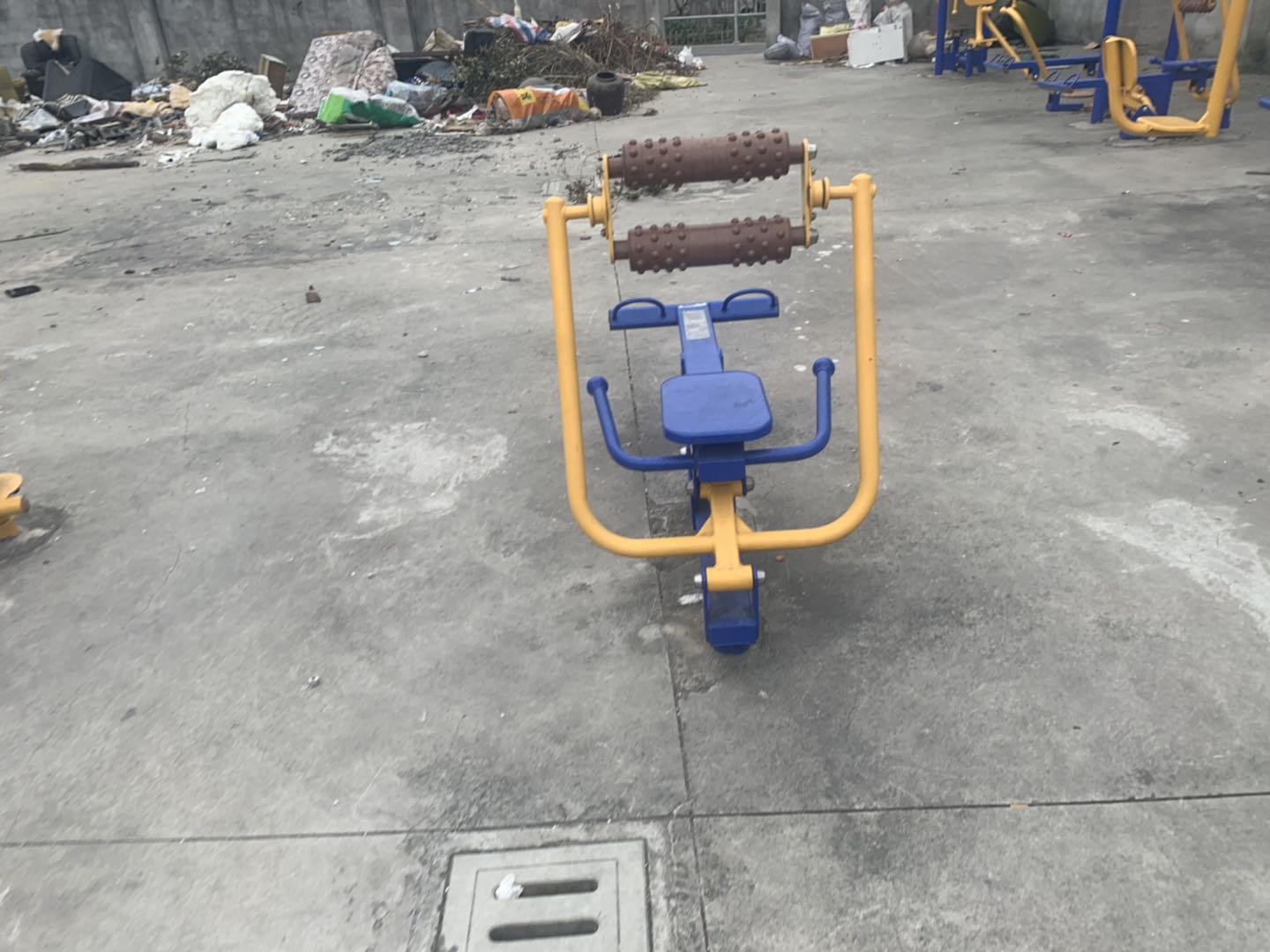 腹背屈伸訓練器
