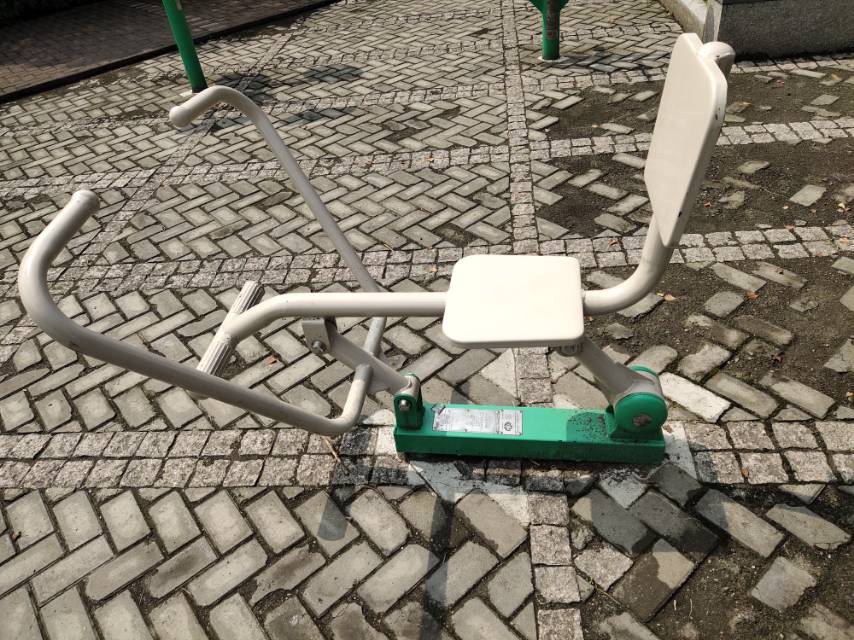 臂力訓練器