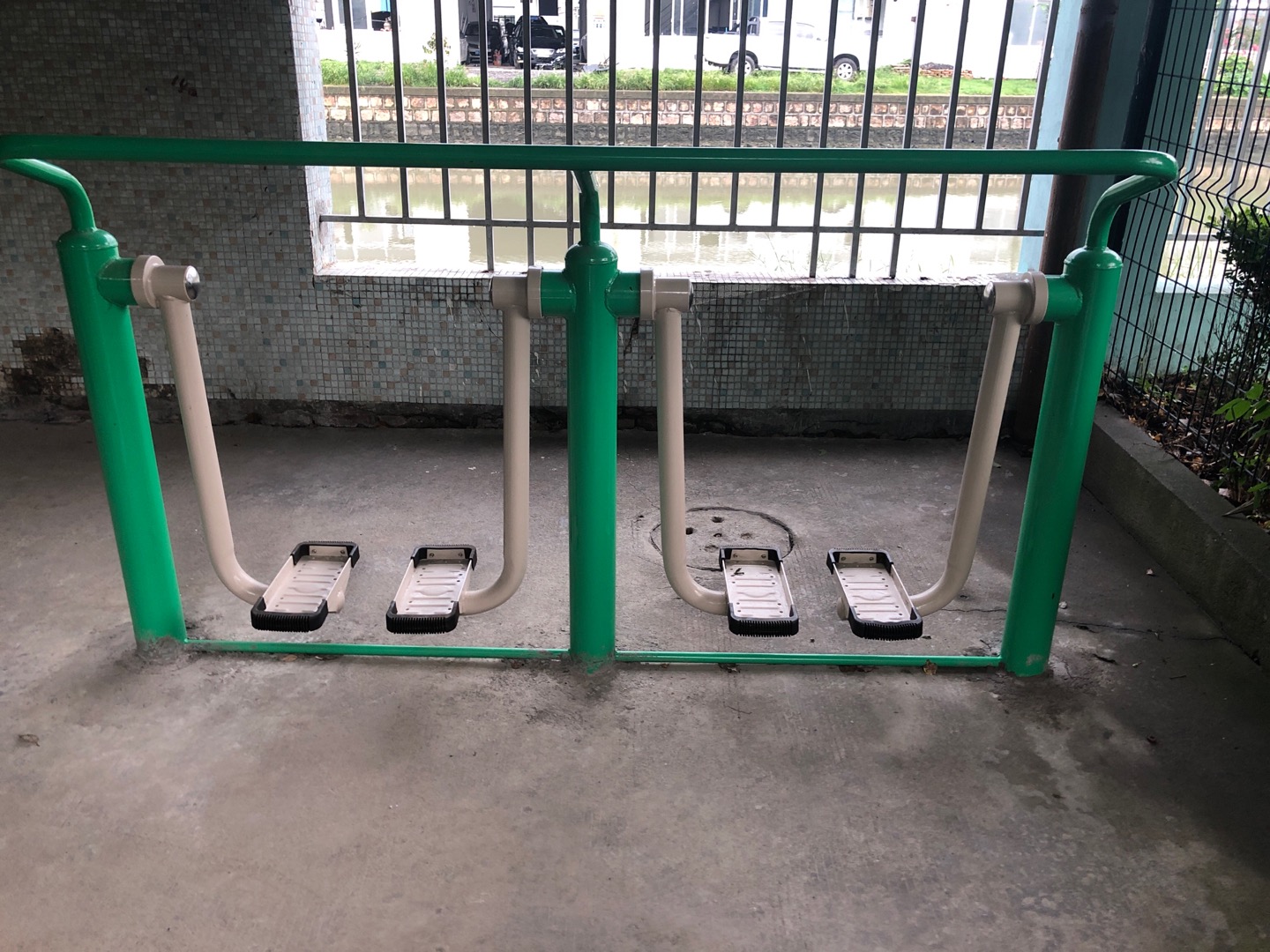 雙位漫步機(jī)