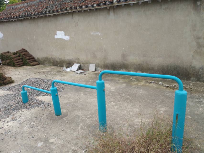 彈震壓腿器