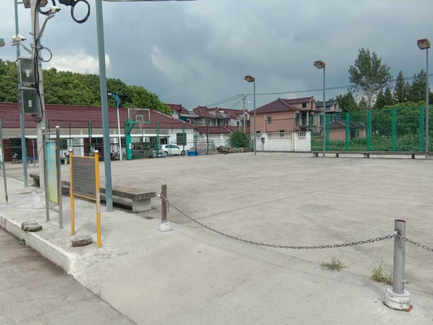 東星村籃球場(chǎng)