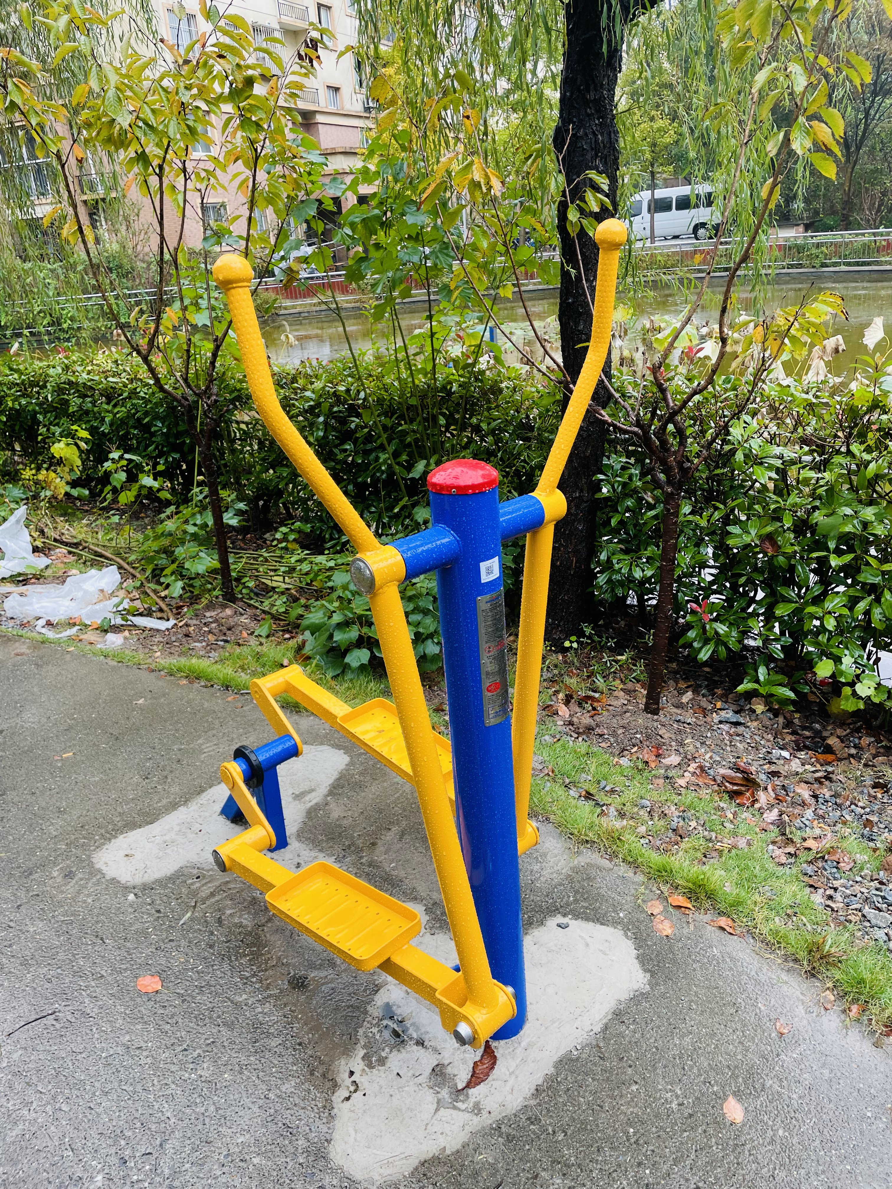 室外橢圓機