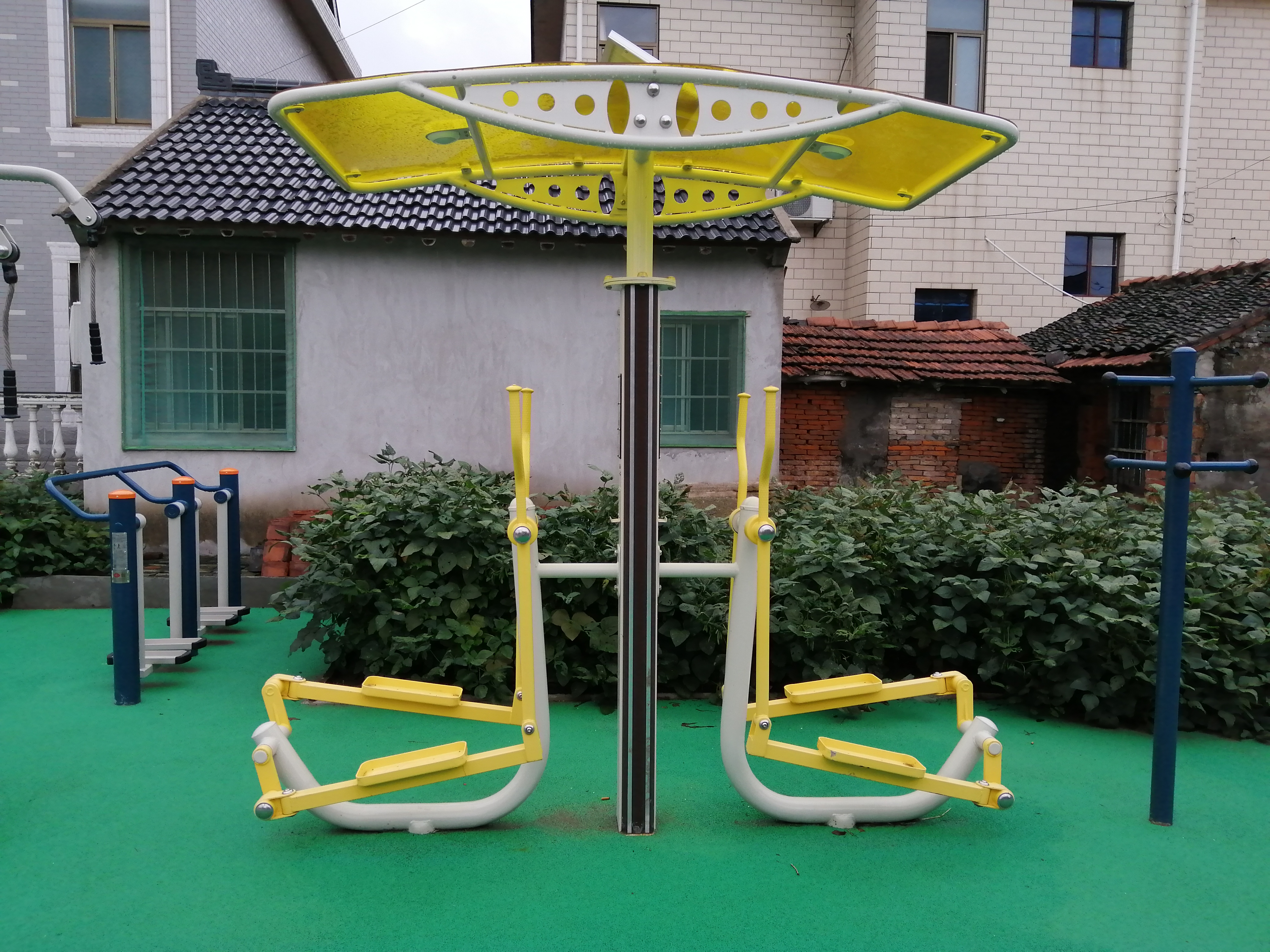 雙位智能橢圓漫步機