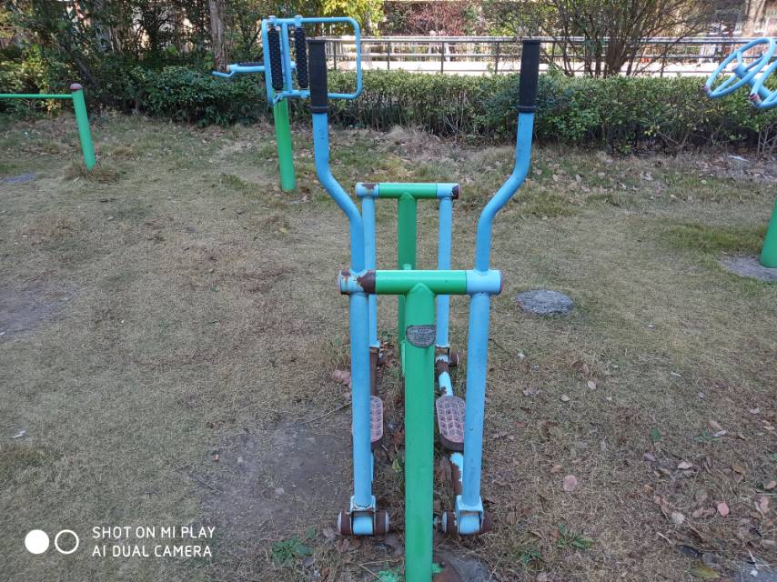 單人健騎機(jī)