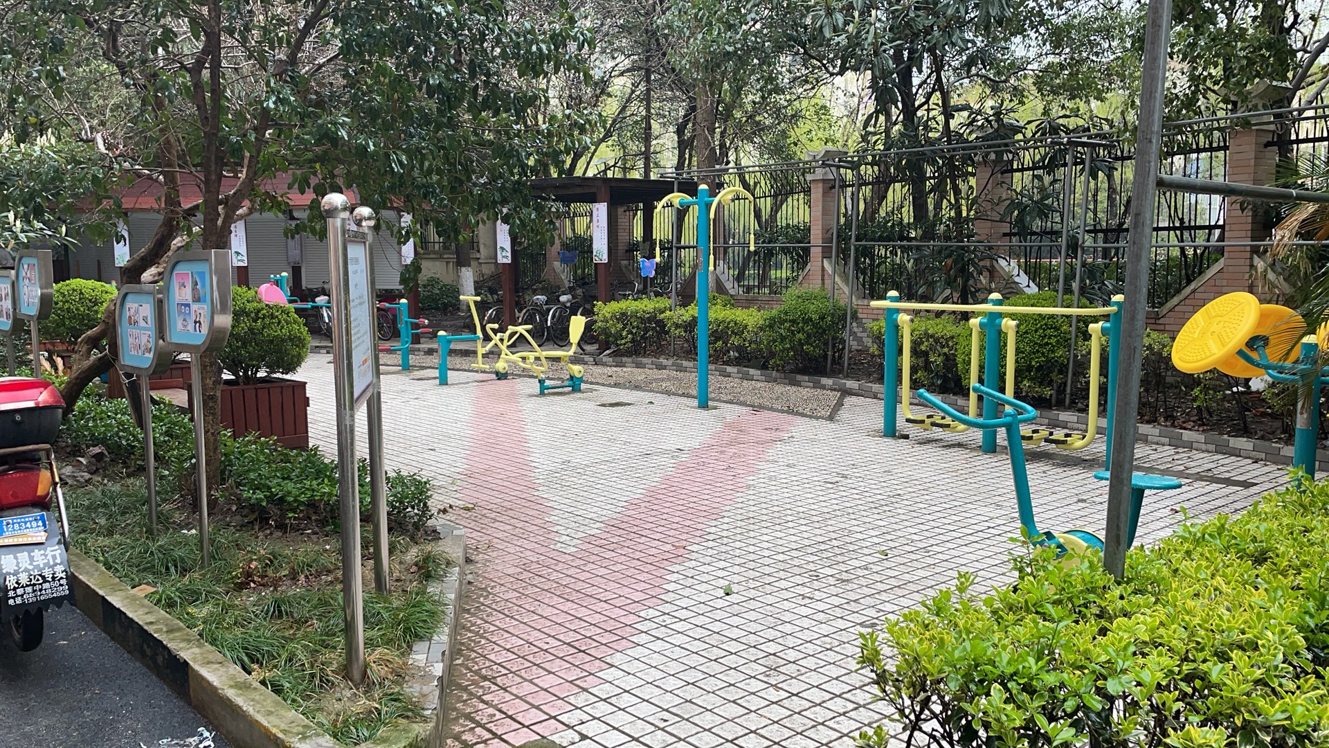 胡木居委市民益智健身點(diǎn)1