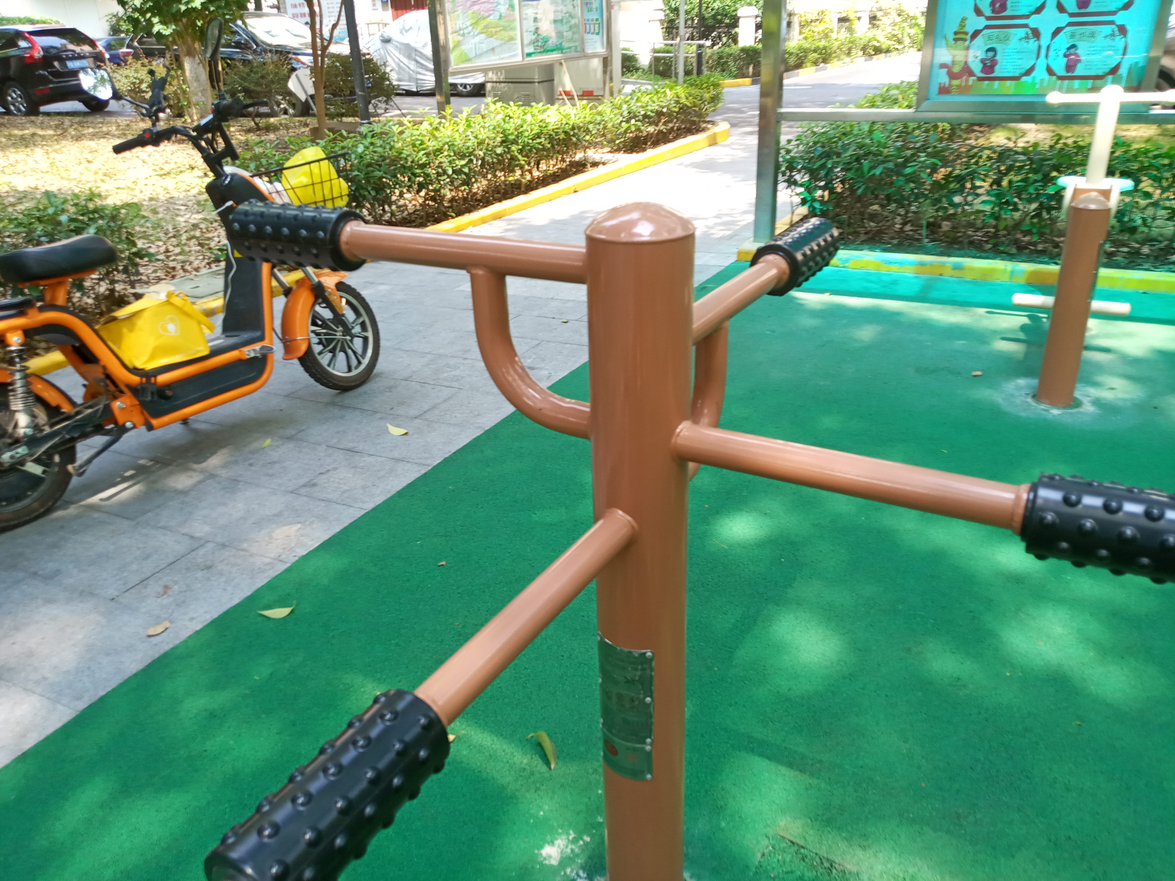 坐拉訓練器