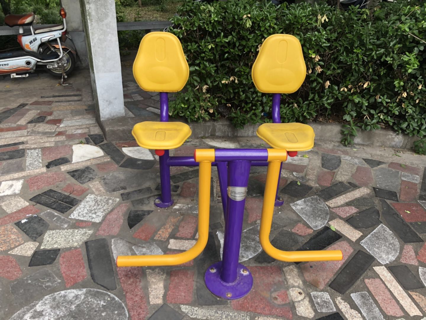 下肢訓練器